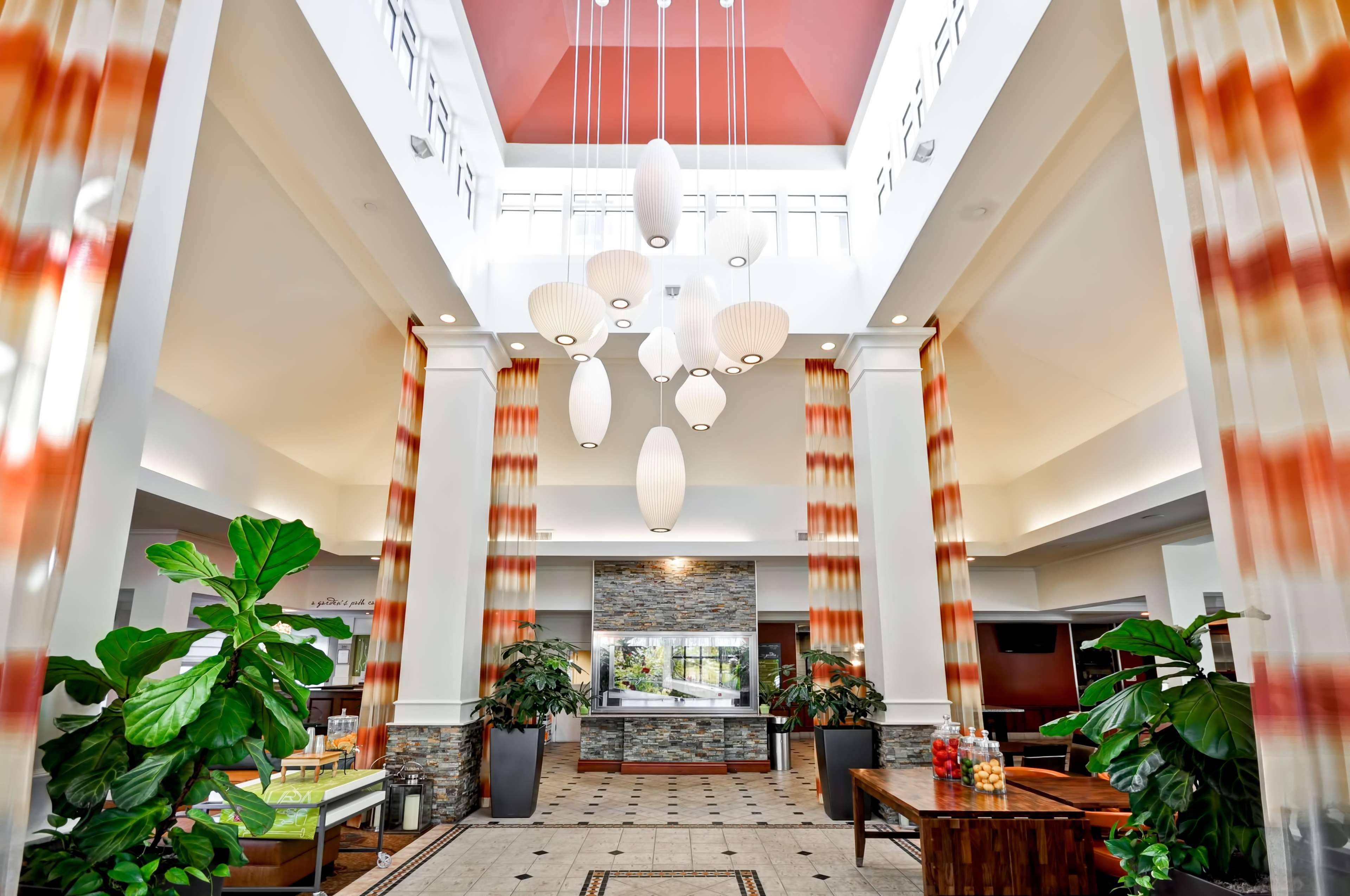 Hilton Garden Inn Tampa North Temple Terrace Eksteriør bilde