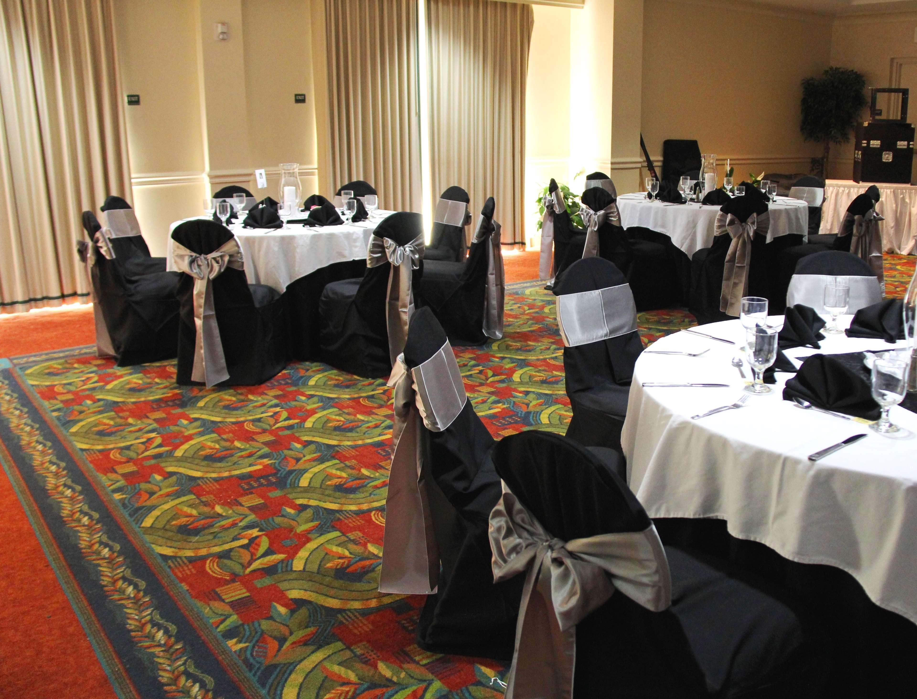 Hilton Garden Inn Tampa North Temple Terrace Restaurant bilde