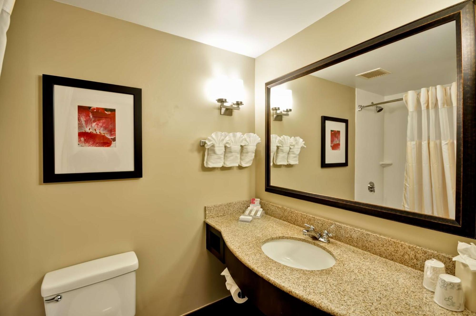 Hilton Garden Inn Tampa North Temple Terrace Eksteriør bilde