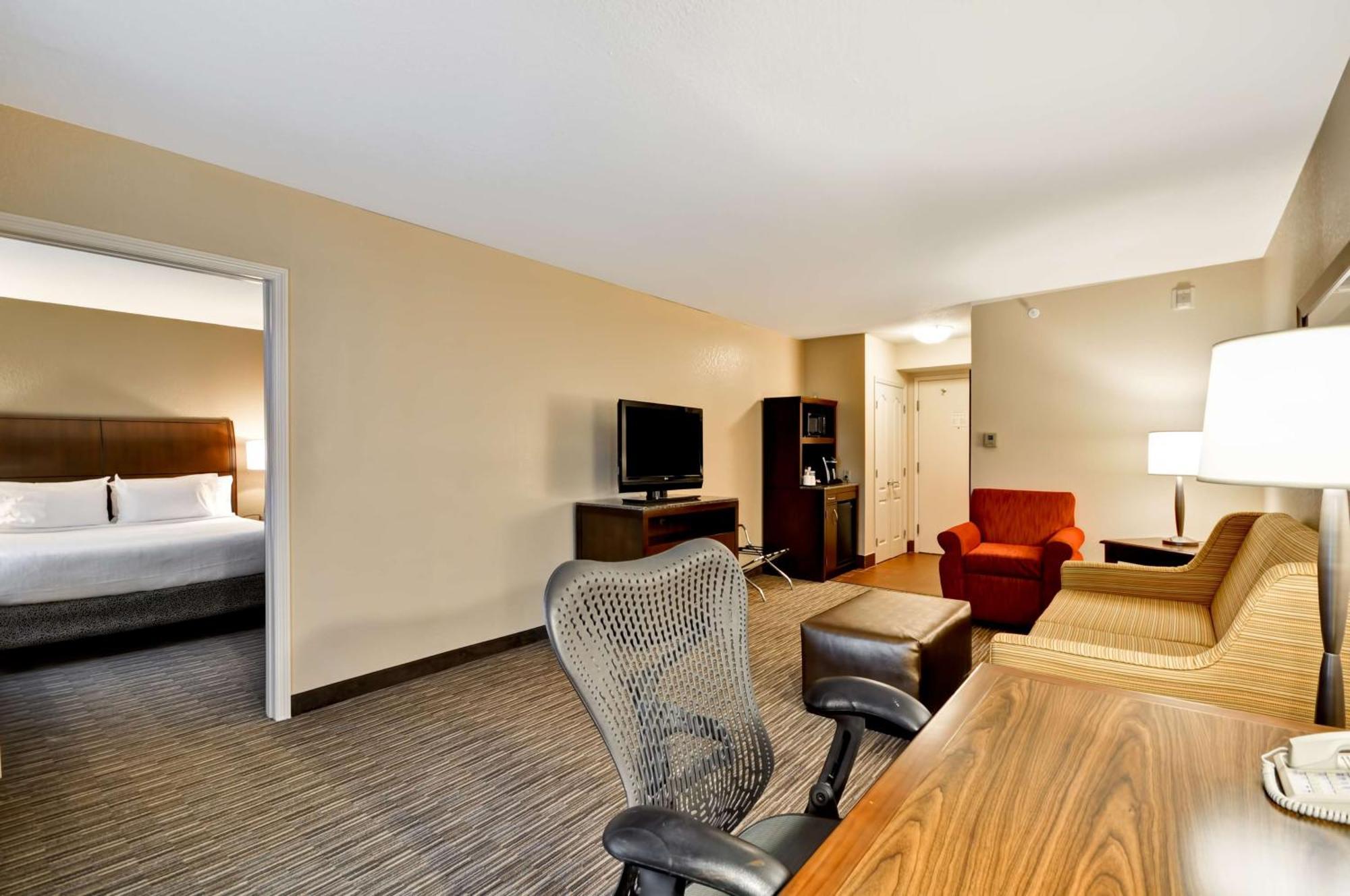 Hilton Garden Inn Tampa North Temple Terrace Eksteriør bilde