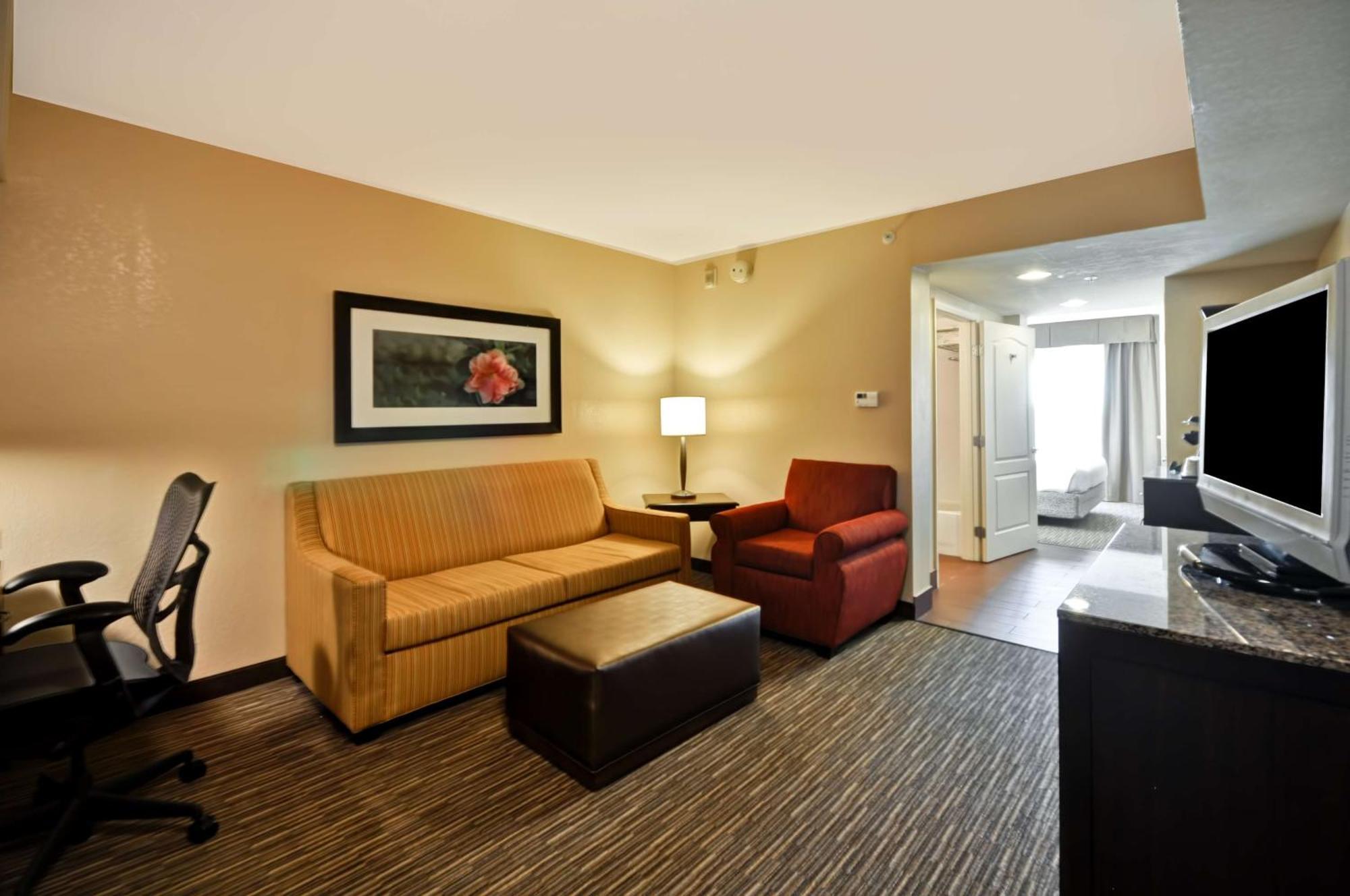 Hilton Garden Inn Tampa North Temple Terrace Eksteriør bilde